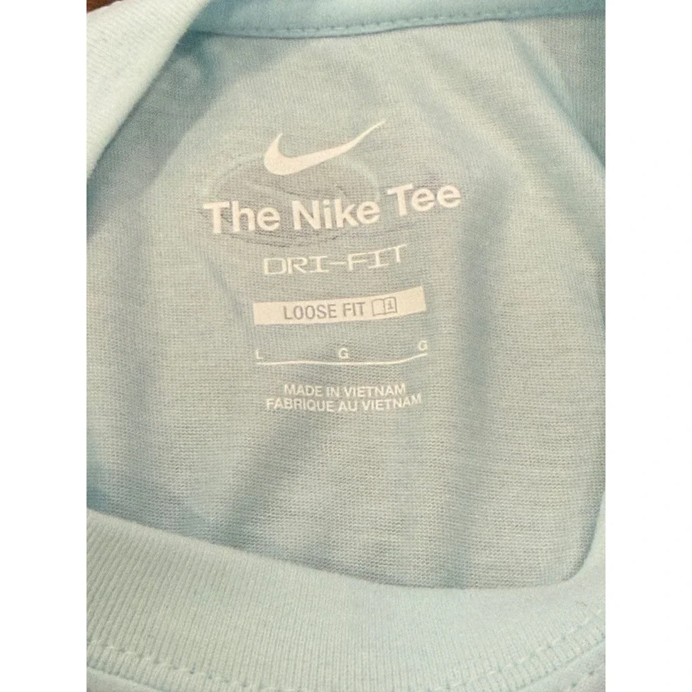 Nike Future Champs Light Blue Graphic T-Shirt Mens Short Sleeve Crewneck‎ Tee